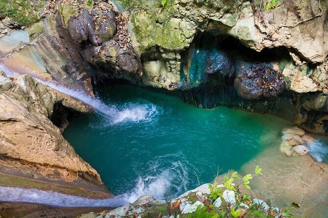 27 waterfalls PUERTO PLATA - Key Points
