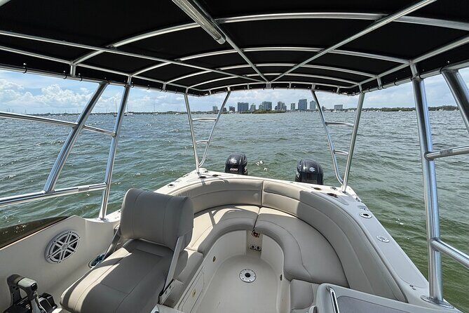27ft Miami Catamaran for Groups and Parties - FAQ