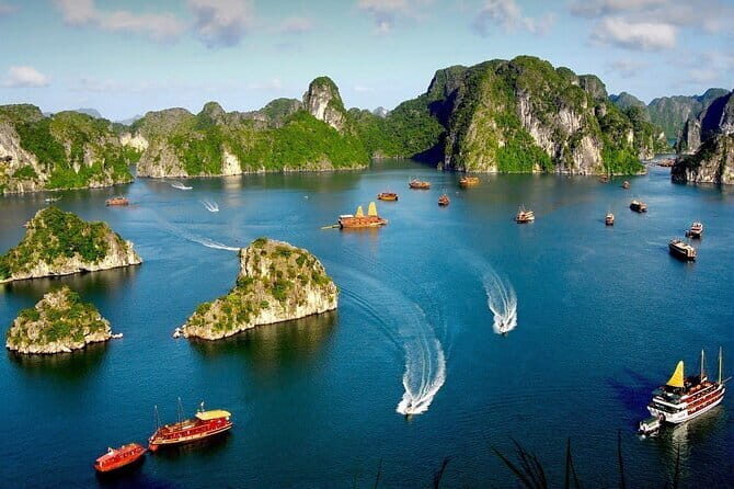 2D1N Exclusive Luxury Tour to Ninh Binh and Halong - The Itinerary in Detail: What You Can Expect