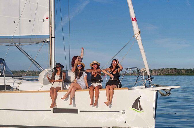 2hr Shared Sailing Experience in Toronto - The Itinerary in Detail