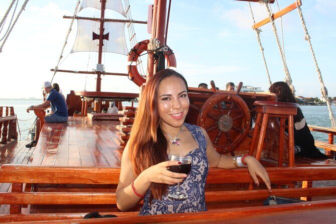 2x1 Romantic Columbus Dinner on the Lagoon aboard Spanish Galleon - Authentic Feedback and Insights