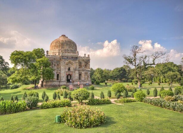 3.5-Hours South Delhi Private Bike Tour with Lodi Art District - Introduction