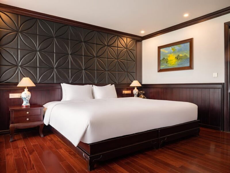 3-Day: 5-star Cruises Lan Ha & Halong Bay w/Viet Hai Village - Who Will Love This Experience?
