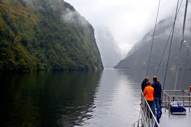 3 Day Doubtful Sound Overnight Cruise and Glowworm Tour from Queenstown - Who Should Consider This Tour?