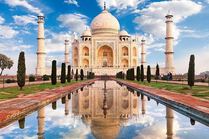 3 Day Golden Triangle Trip -Delhi Taj Mahal and Jaipur From Delhi - Exploring the First Day: Delhi’s Historic Marvels