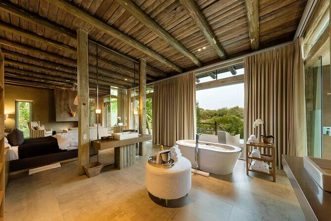 3 Day Kapama Karula Lodge Small Group Guided Safari - A Closer Look at the 3-Day Safari Experience