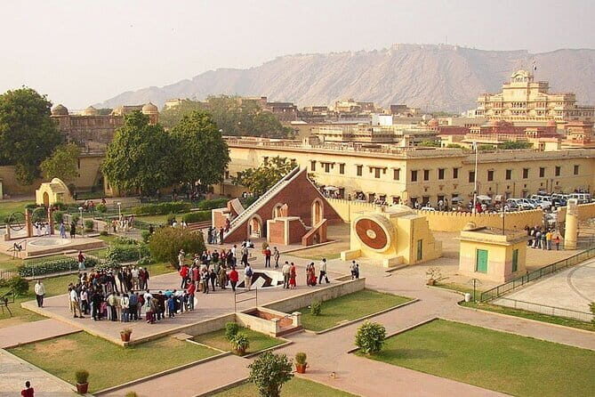 3-Day Private Luxury Golden Triangle Tour By Car - A Close Look at the 3-Day Golden Triangle Tour