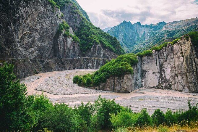 3 day tour in Azerbaijan - visit most of sightseeings - Who Should Consider This Tour?