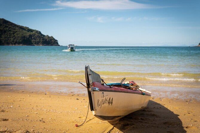3 Day Unguided Kayaking starting in the Abel Tasman National Park New Zealand - An Introduction to the Abel Tasman Kayaking Experience