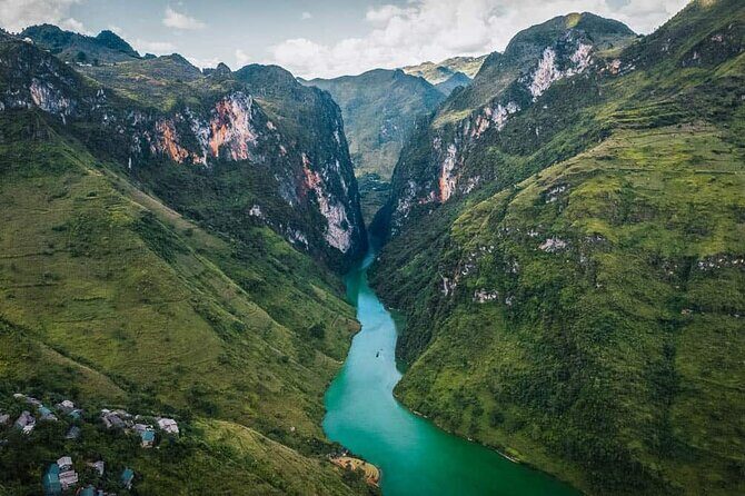 3 Days and 2 Nights in Ha Giang by Motorcycle - Who Will Love This Tour