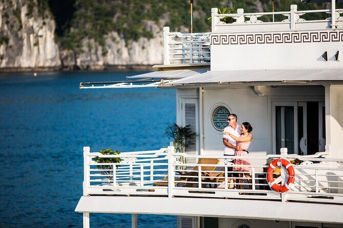 3 Days Explore Bai Tu Long Bay with Private Cruise - Key Points