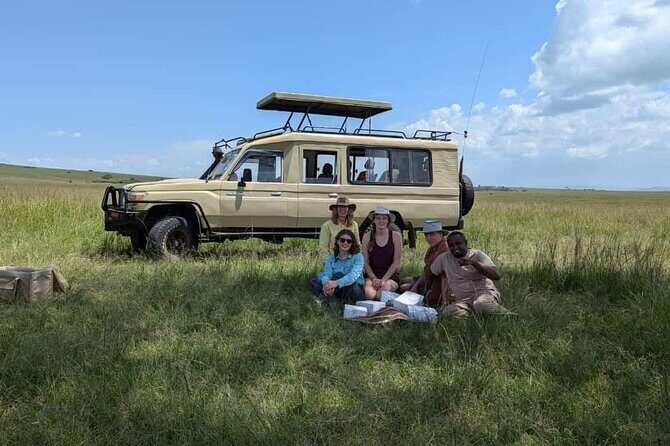 3 days group joining safari to Masai Mara with a Land CruiserJeep - Key Points