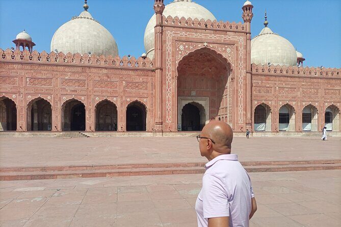 3 Days Guided Full Board Tour of Lahore - Key Points: