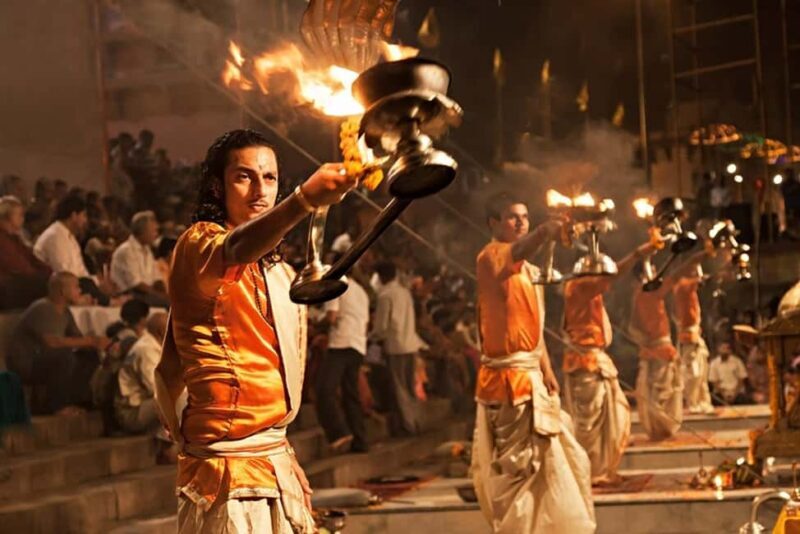 3 Days in Varanasi: Ganga Aarti, Temples & Cultural Walks - Exploring the Itinerary in Detail