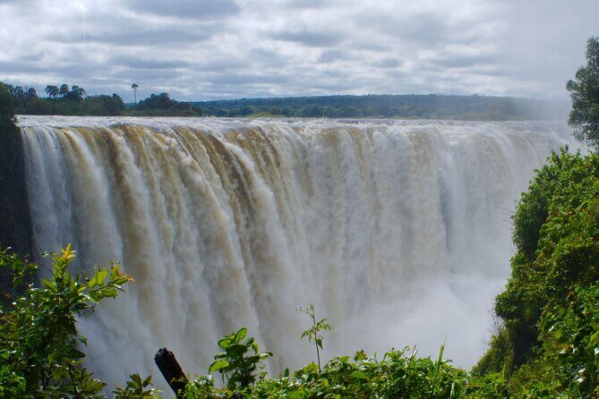 3 Days Tour at Chobe Park and Victoria Falls with Airport Pickup - Key Points