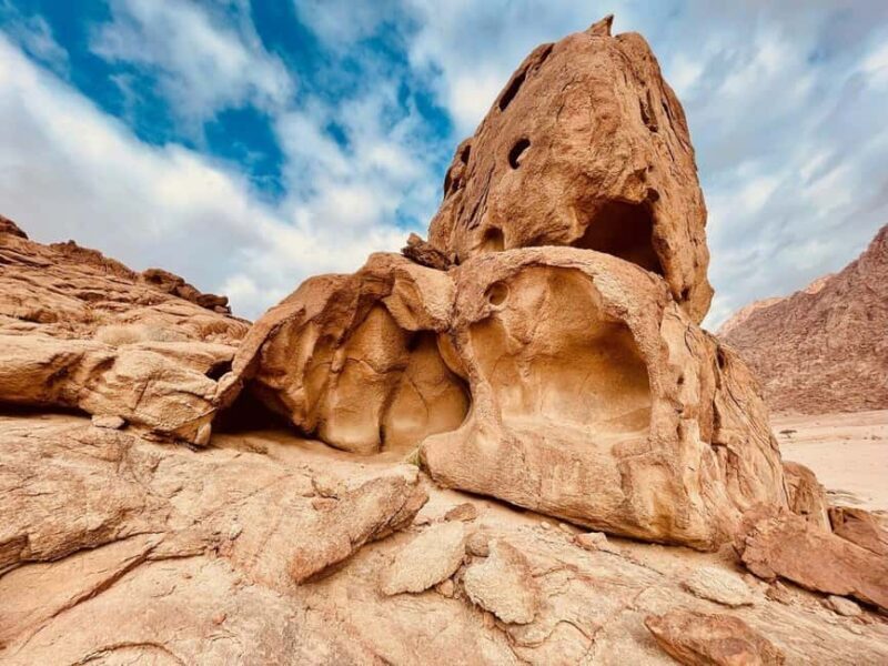3 Days Tour :Set out on a Journey from Tabuk to the Red Sea - Key Points