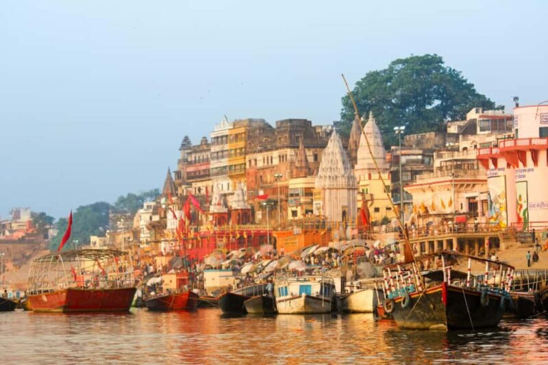 3 Days Tour: Overnight Agra and Varanasi Pilgrimage - Key Points