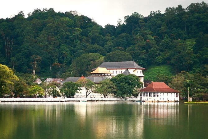 3 Days Tour to Kandy Nuwara Eliya & Sigiriya from Colombo - An In-Depth Look at the Itinerary