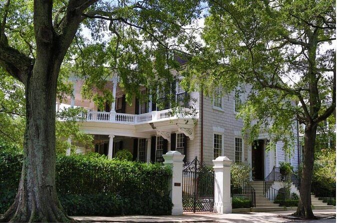 3 Hour Bus Tour and Self Paced Audio Tour of Aiken Rhett House - Starting Point and Logistics
