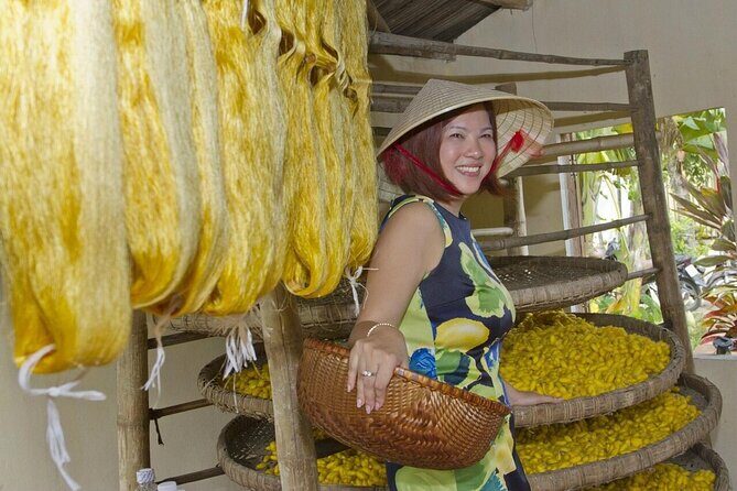 3-Hour Cultural Tour in Hoi An Silk Village with Local Meal - Authenticity and Personal Insights