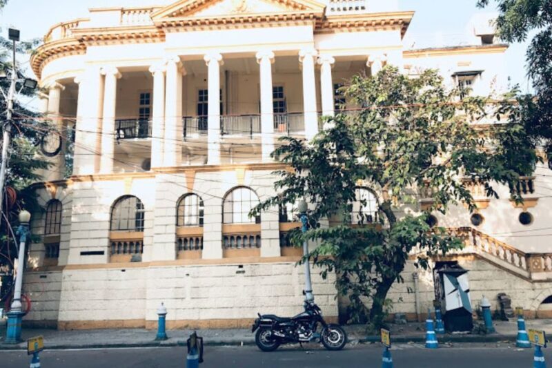 3-hour Kolkata Heritage Walking tour with a local guide - Key Points