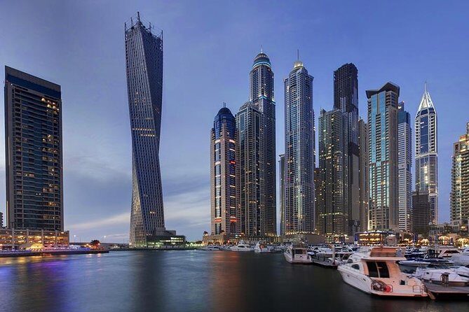 3-Hour Luxury Yacht Cruise from Dubai Marina - A Relaxed Waterway View of Dubai’s Iconic Sites