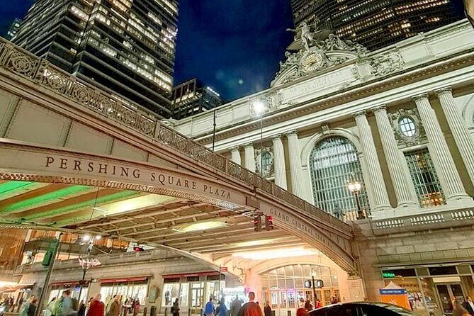 3 Hour NYC Private Limousine Tour - Discovering New York City in Style and Comfort