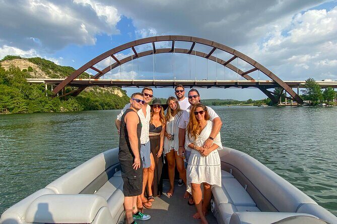 3 Hour Private Boat Charter on Lake Austin for up to 12 People - A Detailed Look at the 3-Hour Private Boat Charter on Lake Austin