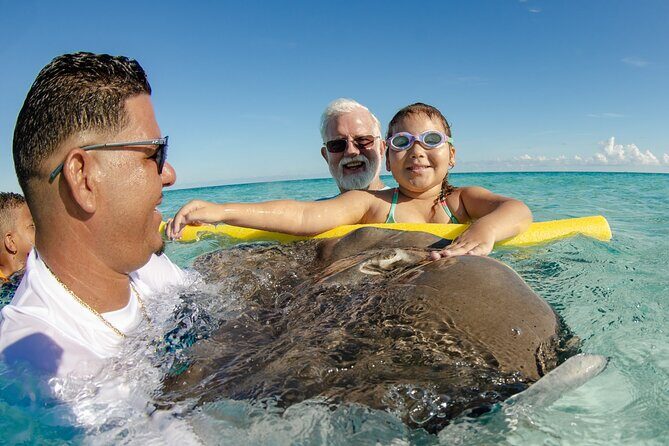 3 Hour Private Charter on Stingray City with Snorkeling - The Sum Up