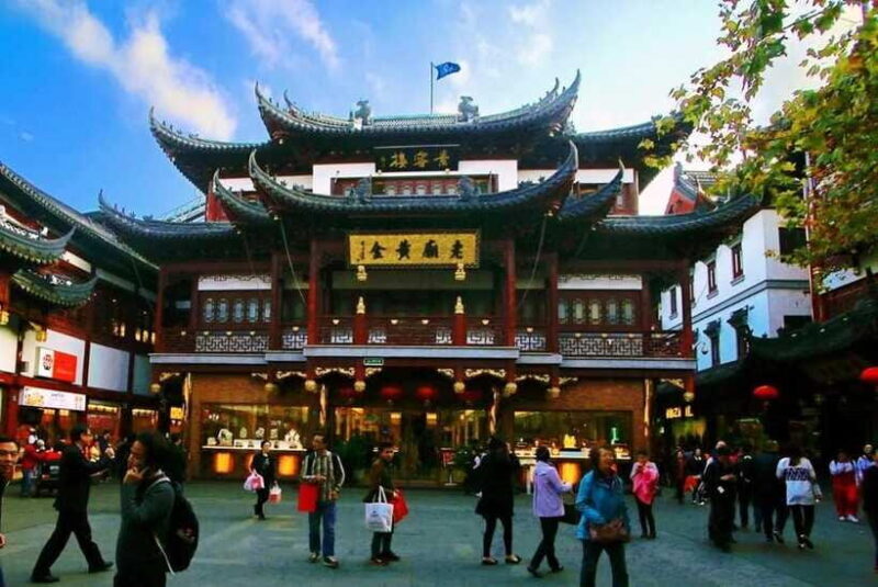 3-Hour Private Tour of Yu Garden & Old Town with Tea Tasting - Tea Tasting in a Historic Setting