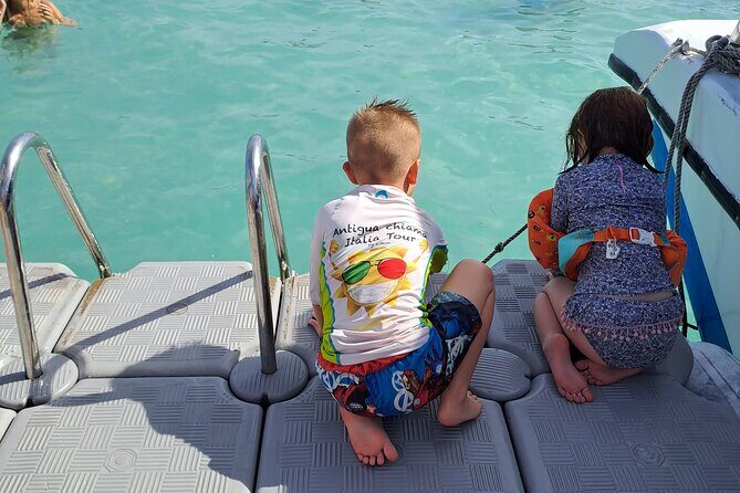 3-Hours Eye-Opening Stingray City Antigua - Transfer R/T included - FAQs