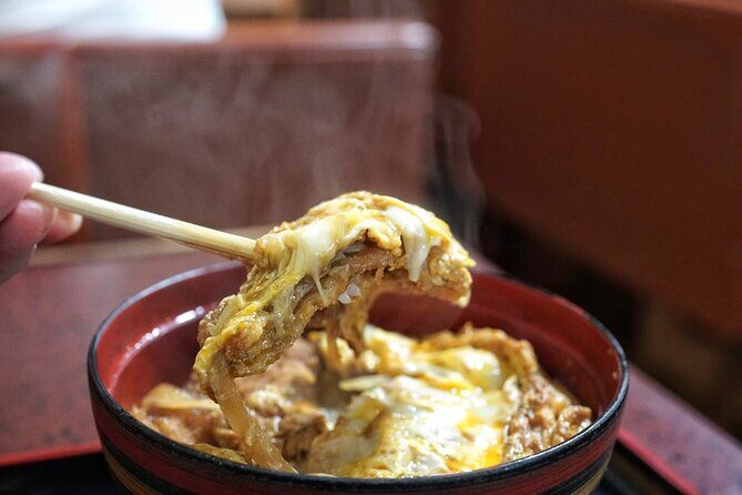 3 Hours Private Food and Walking Tour to Snack Bar in Nakasu - Deep Dive into the Experience