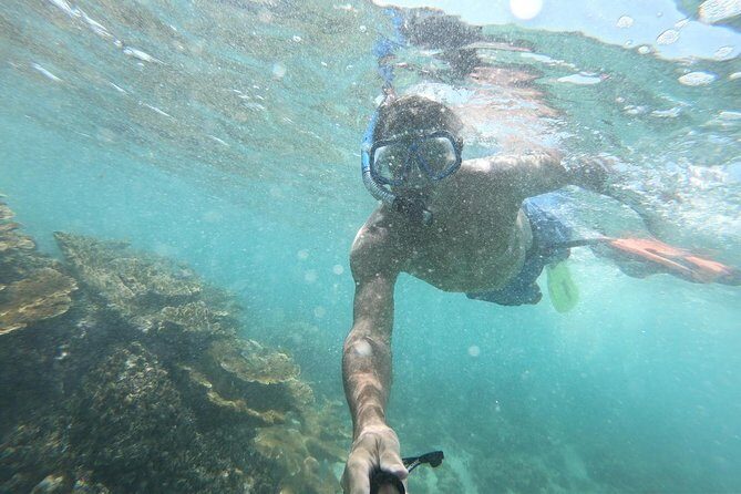 3 Islands Snorkel on boat, Isla Blanca, Contoy, Mujeres - The Boat and Onboard Comfort