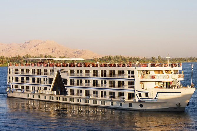 3-Night Private Nile cruise from Aswan with Hot air balloon - The Temples of Kom Ombo and Edfu: Ancient Wonders