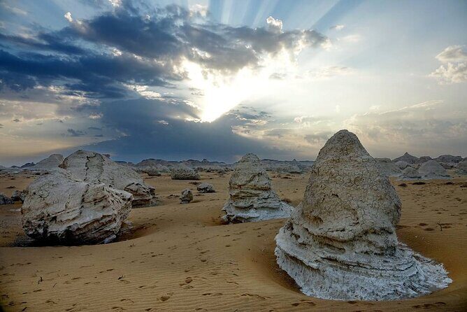 3 Nights 4 Days White Desert Camping Trip - The Unique Appeal of This White Desert Trip