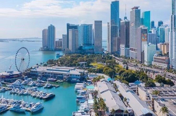 3 Story 100ft Hip Hop Yacht Party with 3 Hour Open Bar - FAQ