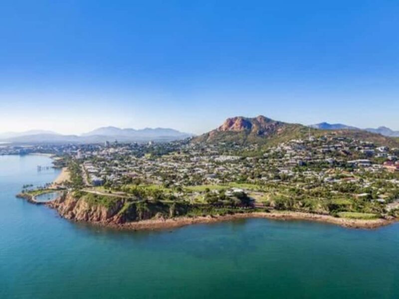30 Minute Scenic Flight Magnetic Island - Exploring the Details of the Magnetic Island Scenic Flight