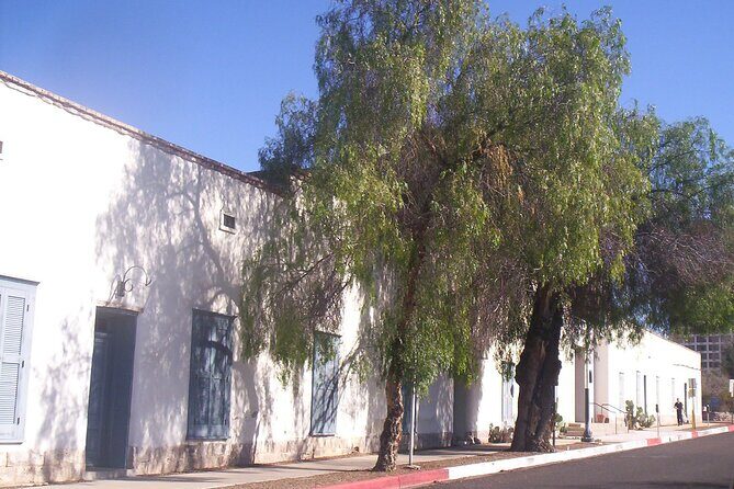 300 Years of Spanish History in Downtown Tucson: A Self-Guided Audio Tour - Ending at El Charro Café