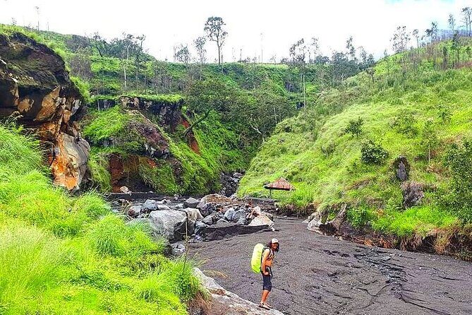 3D 2N Mount Rinjani Trekking Tour To Summit And Lake - Who Should Consider This Tour?