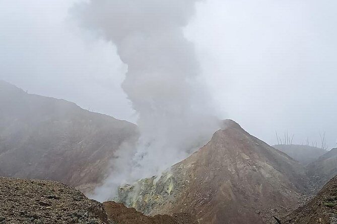 3D2N trip kawah putih-papandayan vulcan-nagavillage-green canyon - Exploring Kampung Naga and the Scenic Route