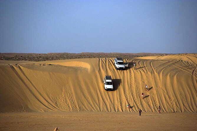 3DAYS 4x4 safari from Sousse/Hammamet/Tunis 100km deep in desert camp - Who Should Consider This Tour?