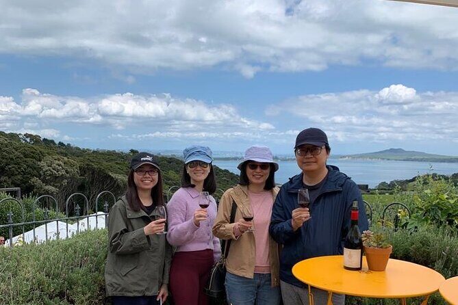 4.5-Hour Scenic Wine Tour with Private Guide & Up to 12 Tastings - Authentic Experiences and What Travelers Say