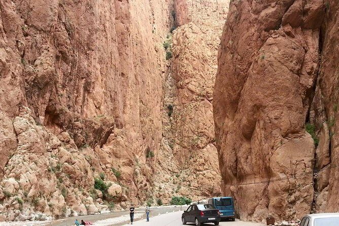 4-Day Atlas Mountains, Gorges and Desert Guided Tour from Fez - Key Points