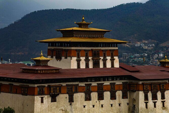 4 Day Bhutan at Glance - Day 2: Mountains and Monasteries