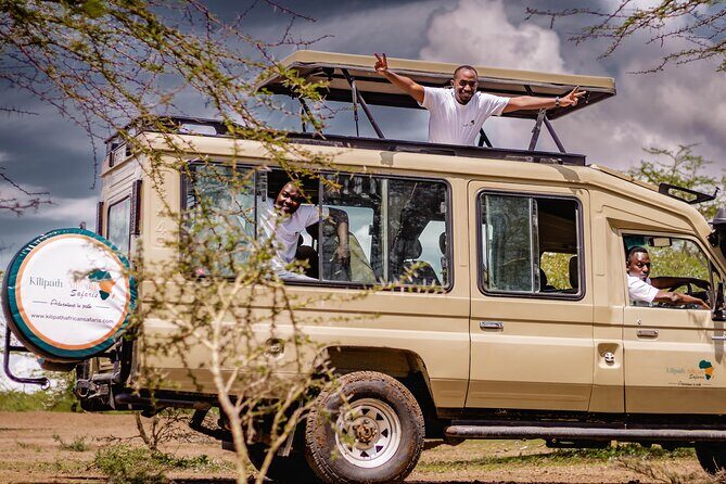 4 Day Ngorongoro Crater Tarangire and Serengeti National Park - An In-Depth Look at the 4-Day Tanzania Safari