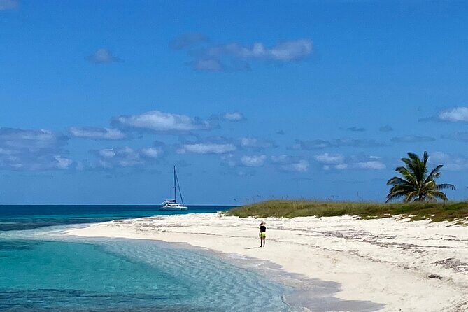 4 Days, 3 Nights Sailing Catamaran Experience in the Exumas, Bahamas - FAQs