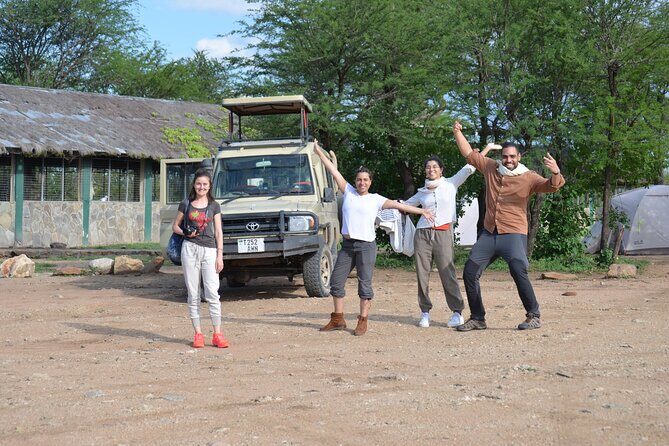 4 Days Private Midrange Lodge Safari to Serengeti & Ngorongoro - Key Points