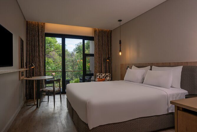 4 Days Radisson Kruger Safari Tour from Johannesburg - Key Points