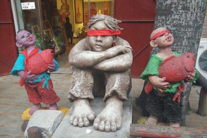 4 Hour Private Beijing 798 Art Zone Walking Tour with Lunch Option - Key Points