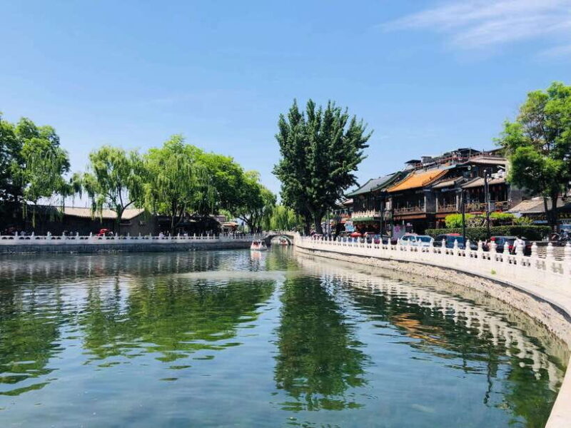 4-Hour Private Walking Tour of Lama Temple and Hutong - Key Points